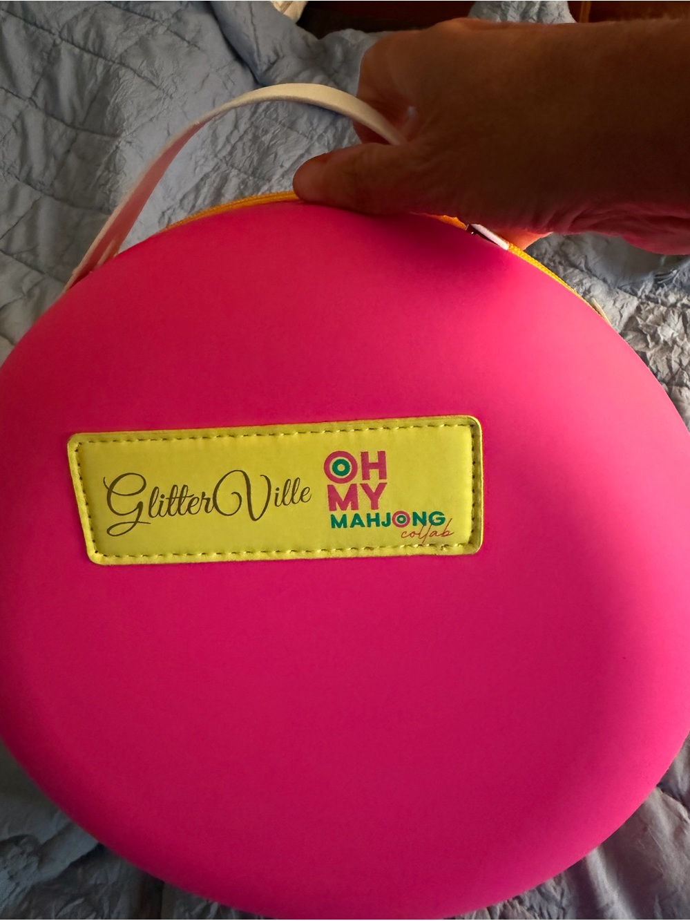 GlitterVille x Oh My Mahjong Pink Round Candy Carry Case NWT